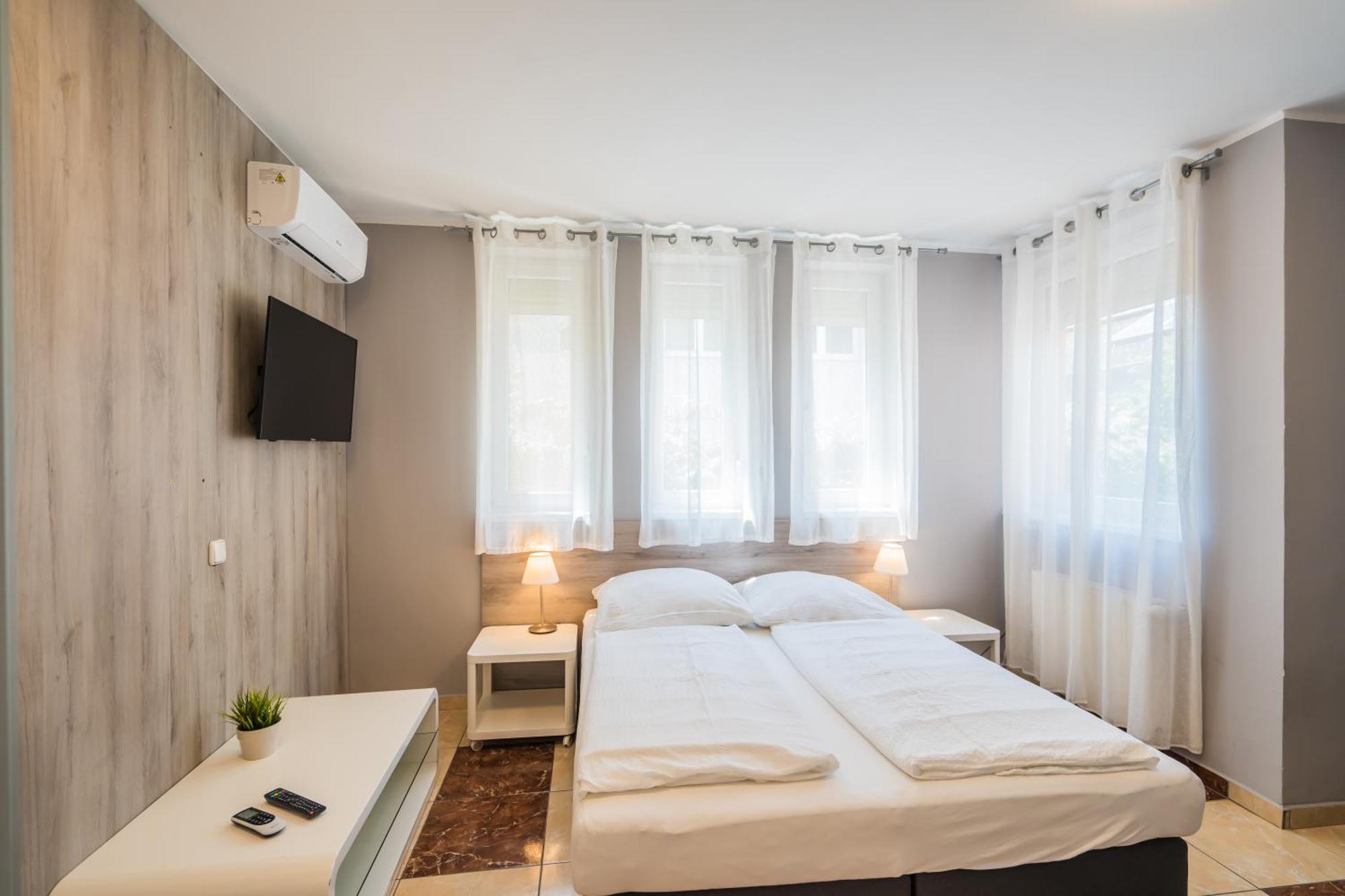 Riviéra Apartmanház Siófok Extérieur photo